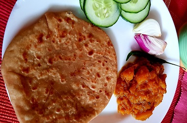 khatta meetha kaddu and chaney ki daal ka paratha